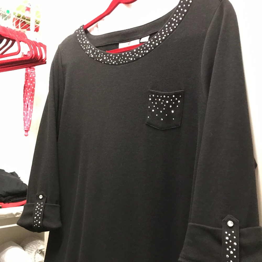 Quacker Factory Top with Studs & Bling
